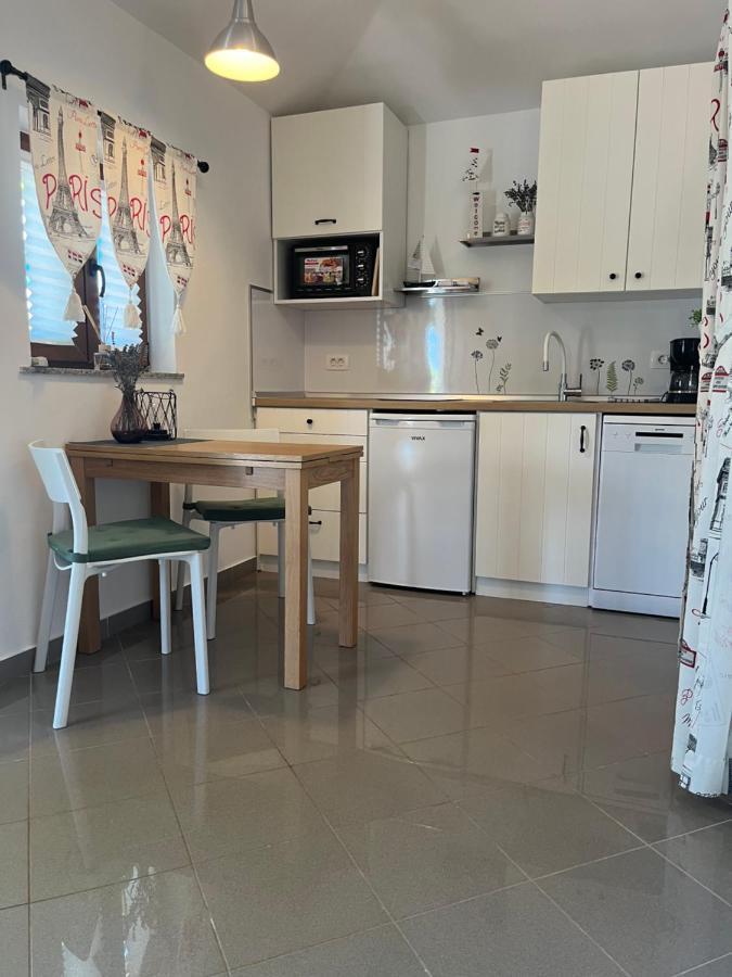 רוביני Apartment Cozy&Quiet מראה חיצוני תמונה