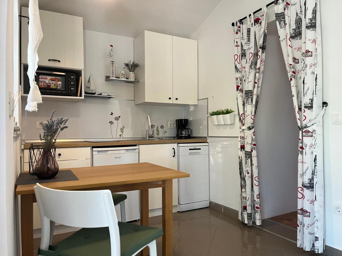 רוביני Apartment Cozy&Quiet מראה חיצוני תמונה