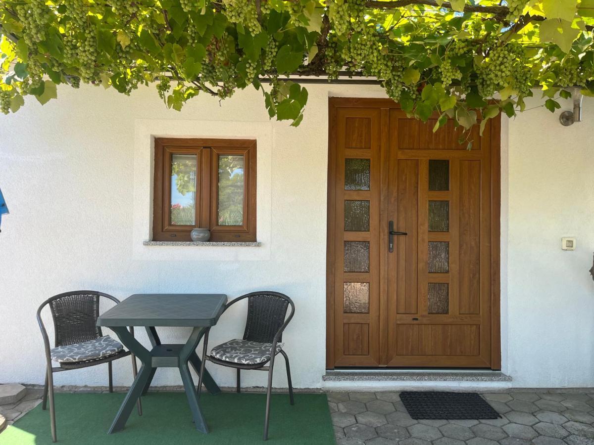 רוביני Apartment Cozy&Quiet מראה חיצוני תמונה